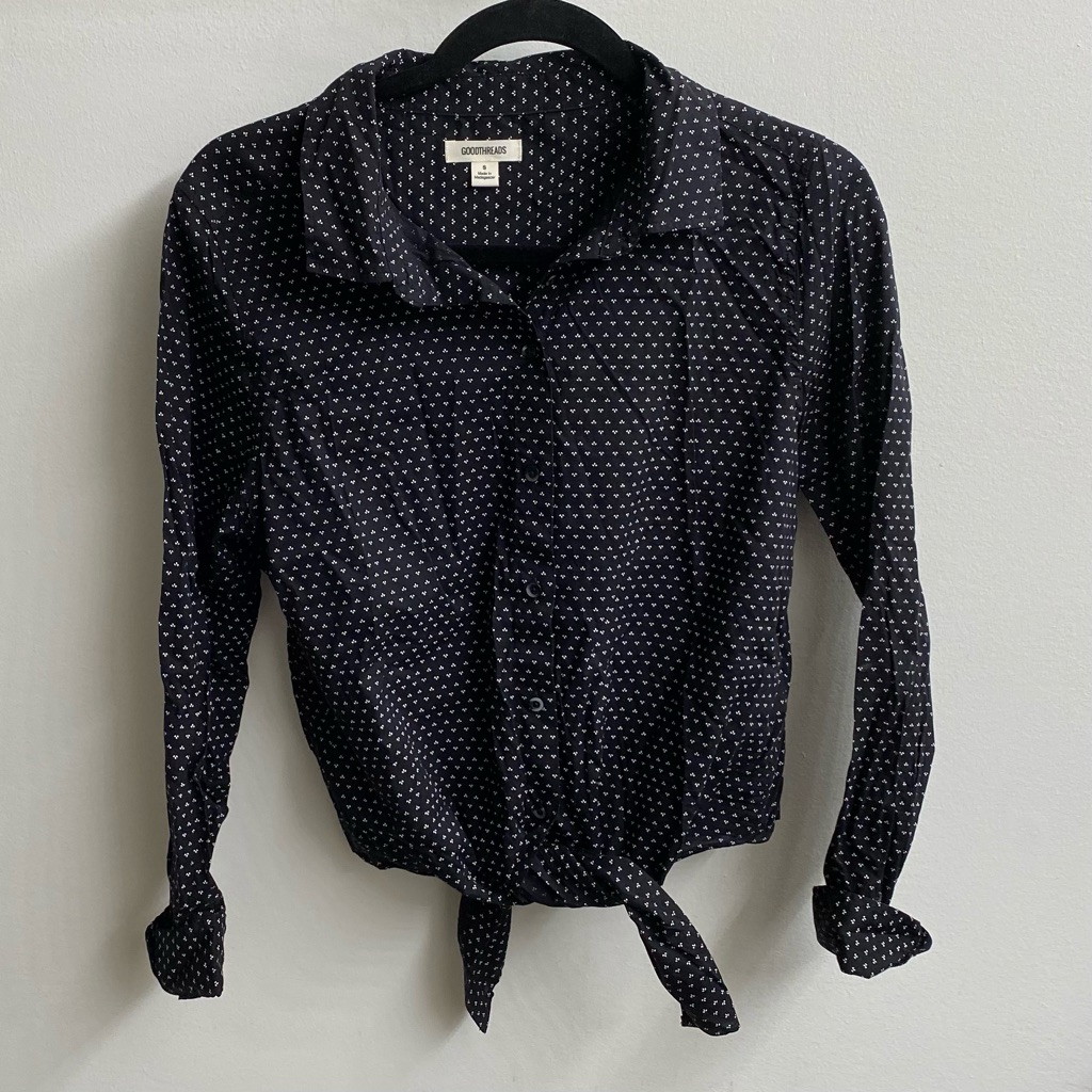 Polka-Dot Button Down With Tie
